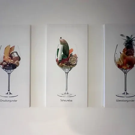 Casa Del Vino *